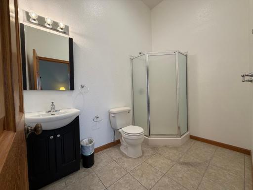 Willmar, MN 56201