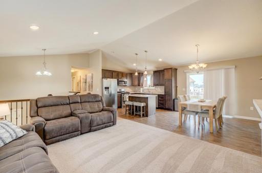 1004 Wyoming Street, Roberts, WI 54023