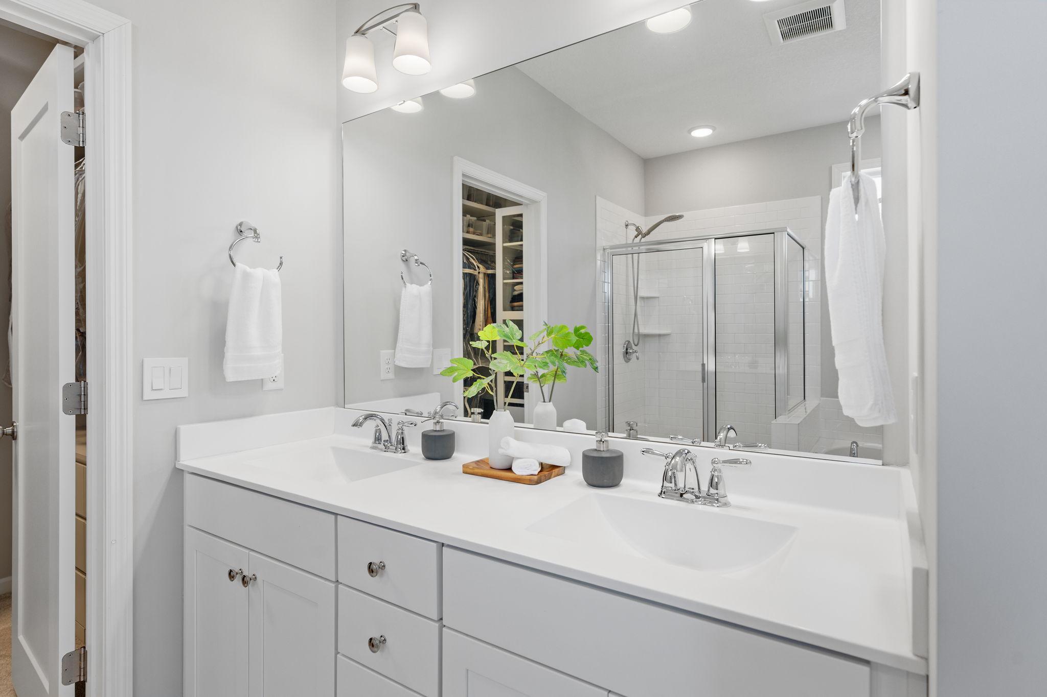 42-web-or-mls-8620 Deerwood Ln N-42.jpg