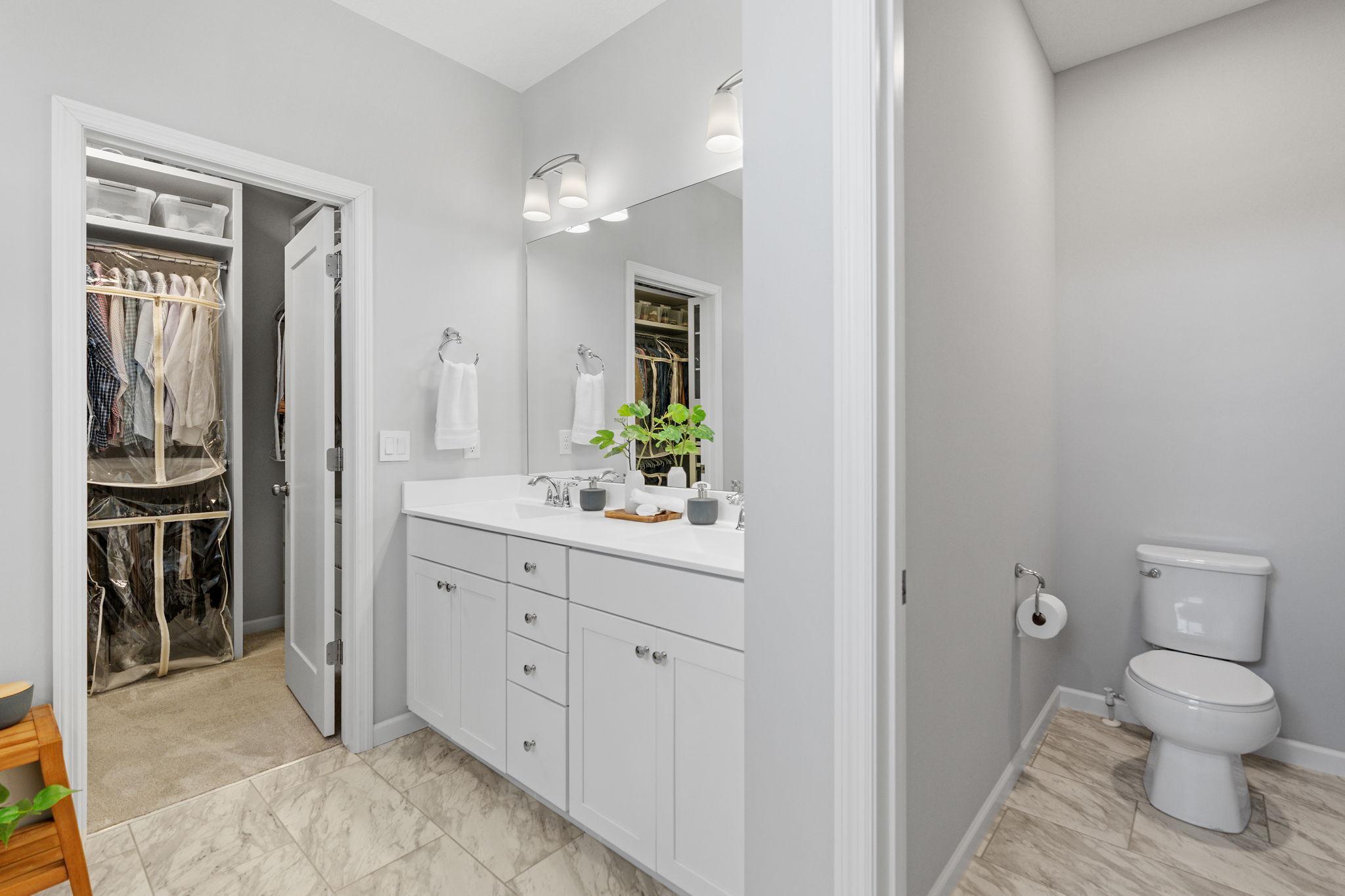 44-web-or-mls-8620 Deerwood Ln N-44.jpg