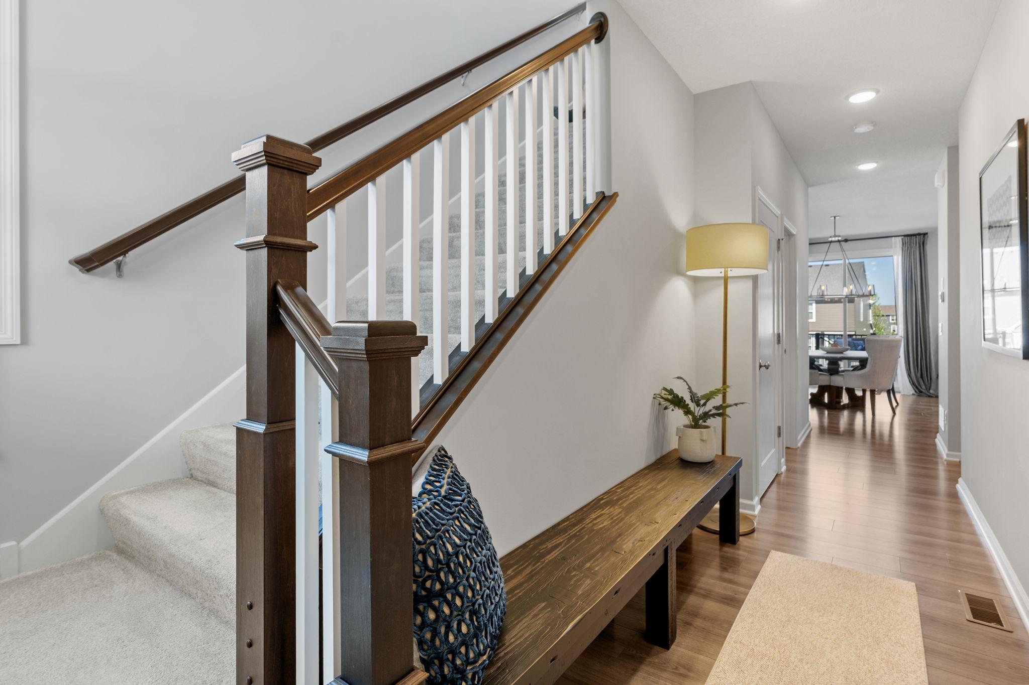 18-web-or-mls-8620 Deerwood Ln N-18.jpg