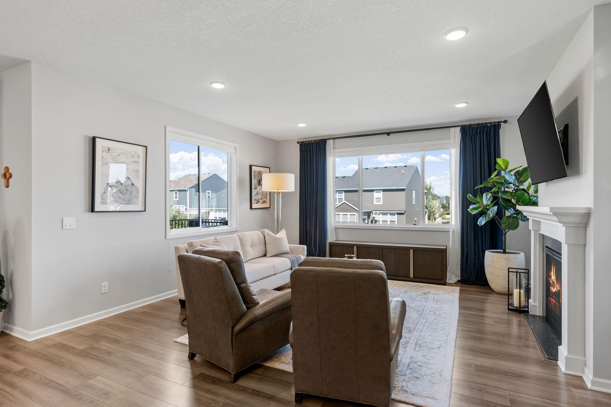 19-web-or-mls-8620 Deerwood Ln N-19.jpg