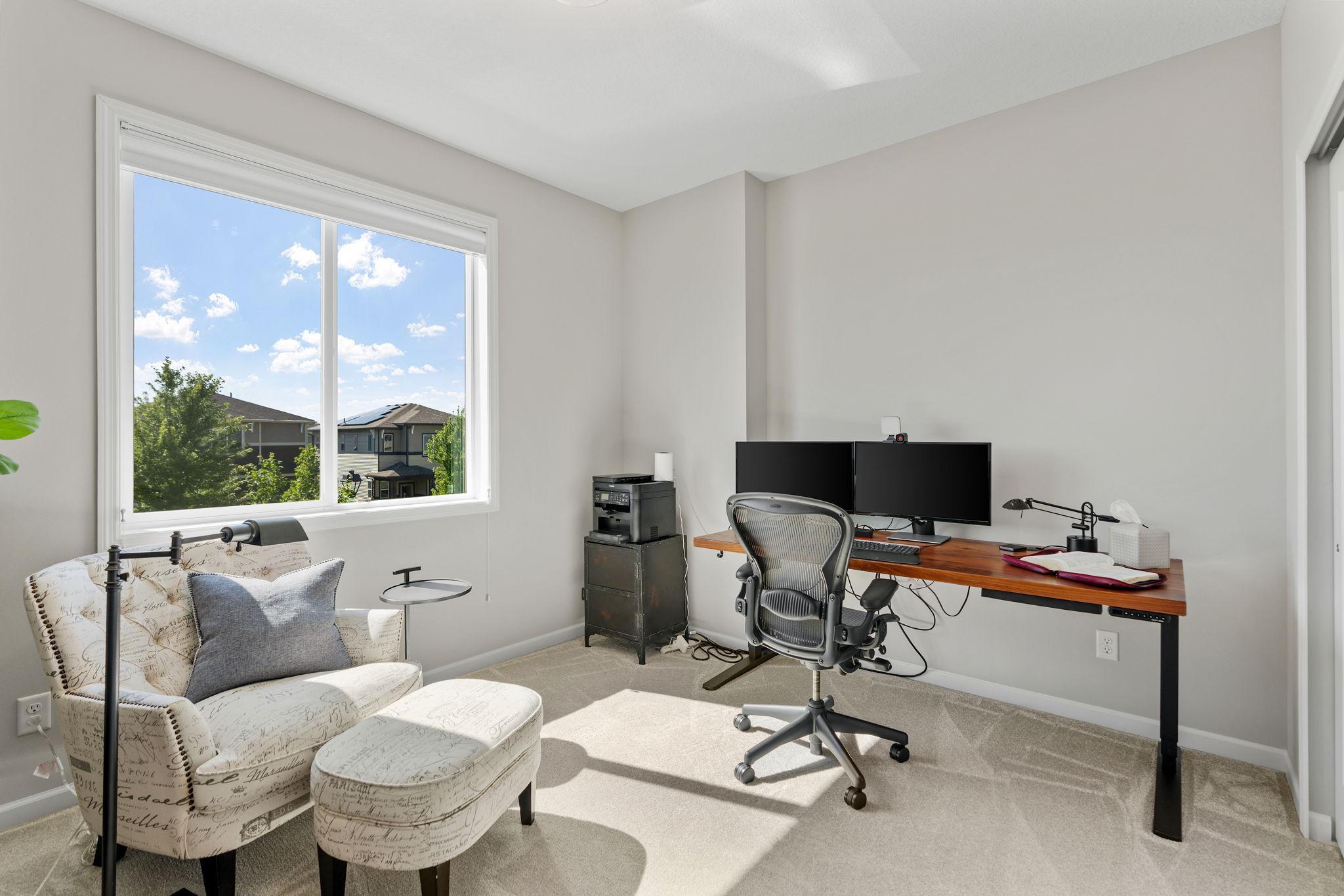 49-web-or-mls-8620 Deerwood Ln N-49.jpg