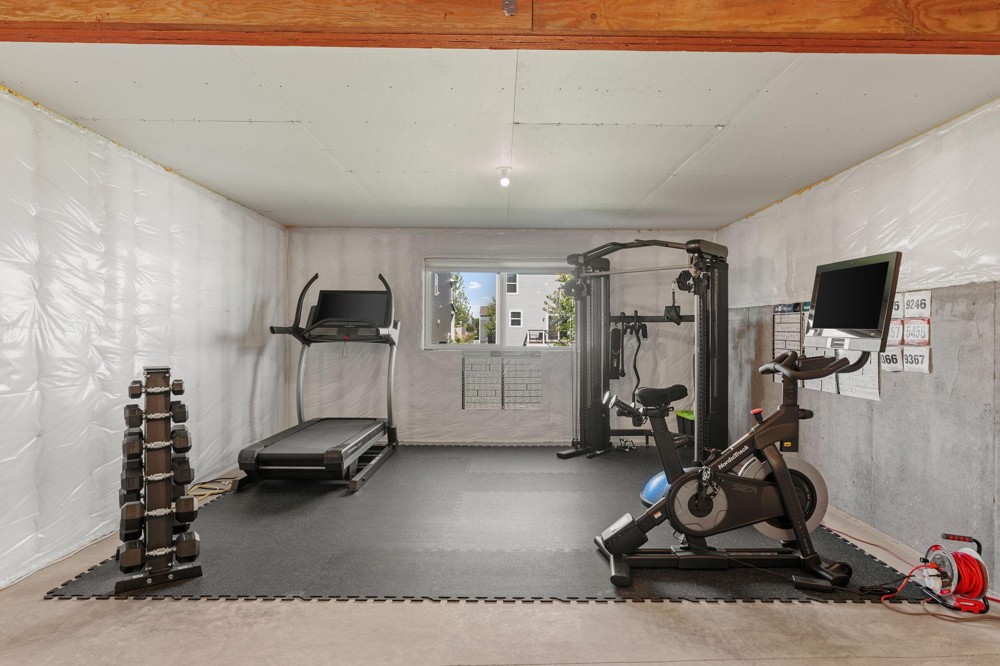 63-web-or-mls-8620 Deerwood Ln N-63.jpg