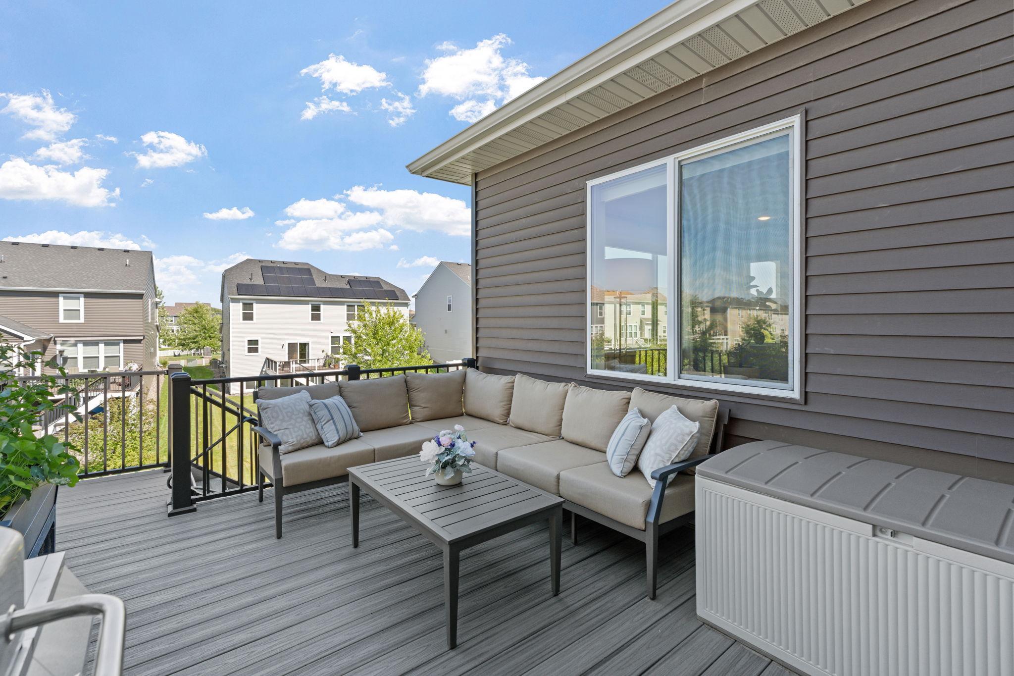 15-web-or-mls-8620 Deerwood Ln N-15.jpg