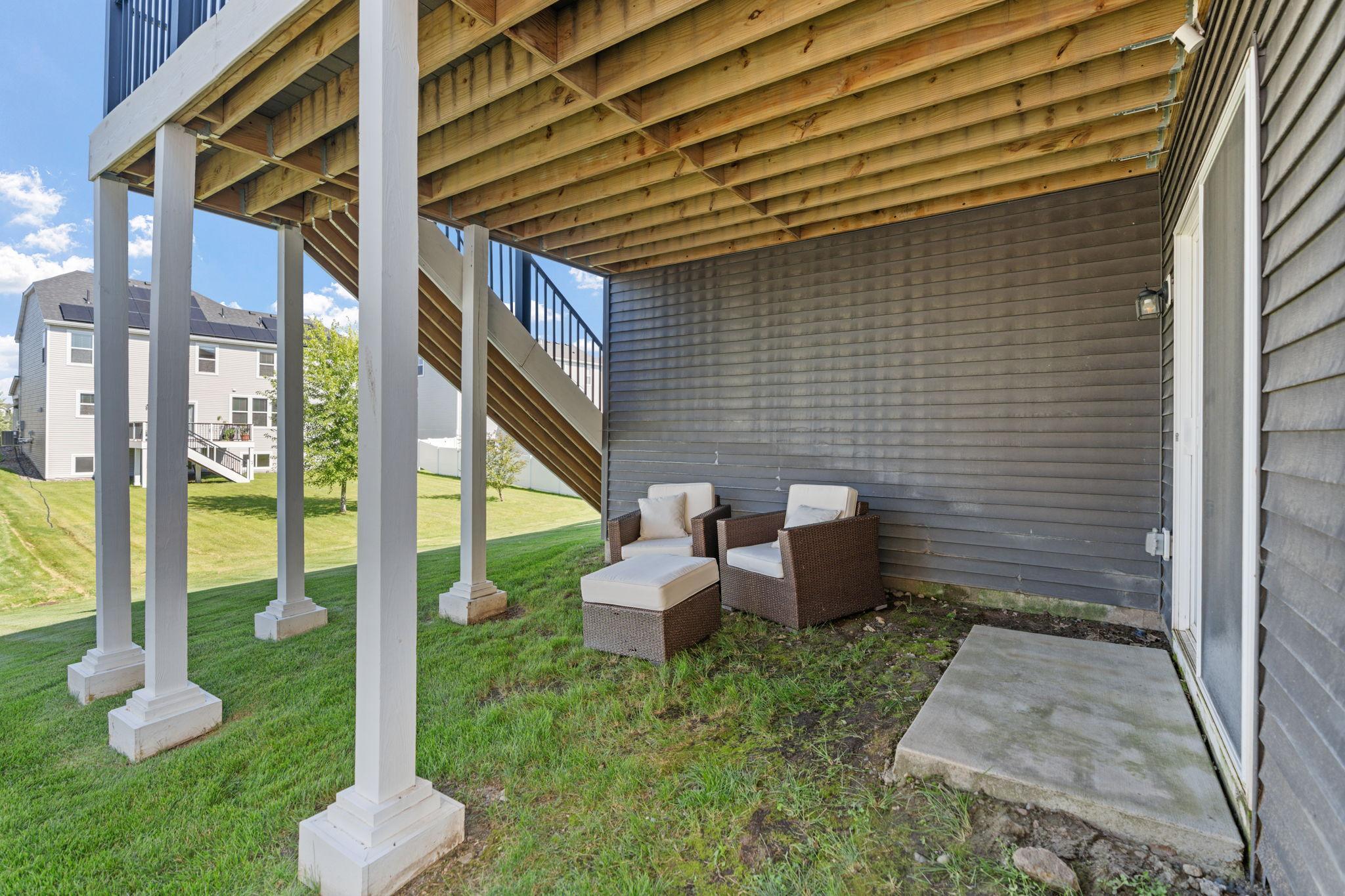 6-web-or-mls-8620 Deerwood Ln N-6.jpg
