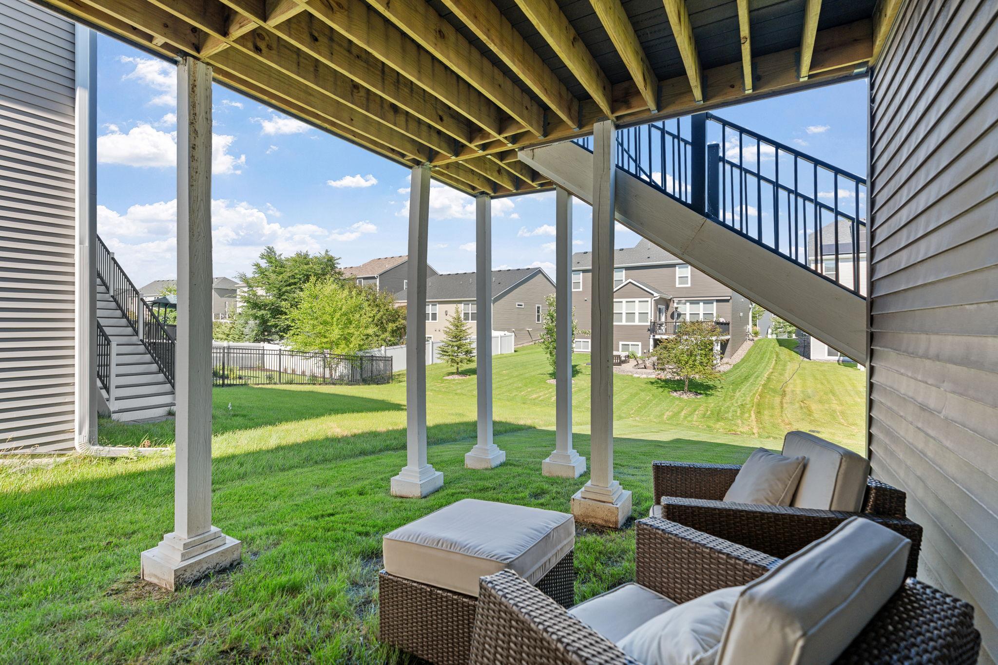 7-web-or-mls-8620 Deerwood Ln N-7.jpg