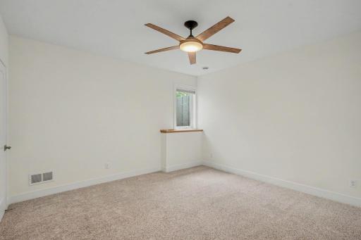 7767 Prairie Grass Pass, Prior Lake, MN 55372
