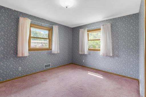 413 Whitegate Lane, Wayzata, MN 55391