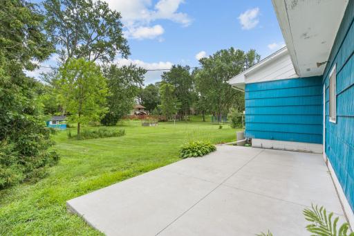 413 Whitegate Lane, Wayzata, MN 55391