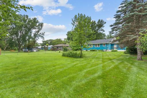 413 Whitegate Lane, Wayzata, MN 55391