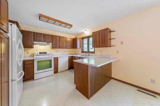 5177 255th Street E, Faribault, MN 55021