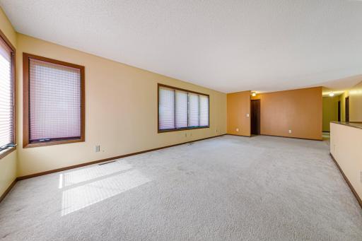 5177 255th Street E, Faribault, MN 55021