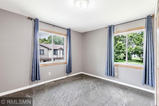 8824 N Maplebrook Court, Minneapolis, MN 55445