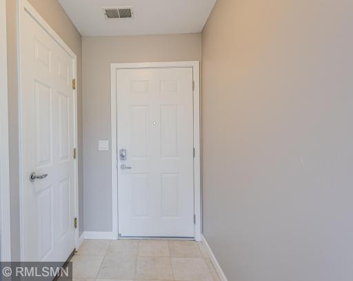 8824 N Maplebrook Court, Minneapolis, MN 55445