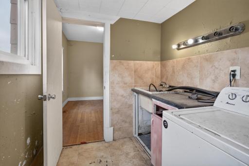 3700 N 6th Street, Minneapolis, MN 55412