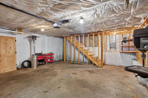 3700 N 6th Street, Minneapolis, MN 55412