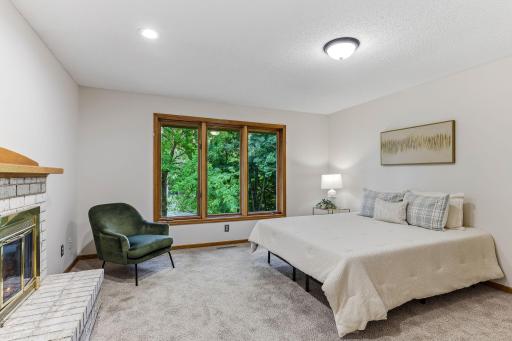 4211 Redding Ridge Drive, Minnetonka, MN 55345