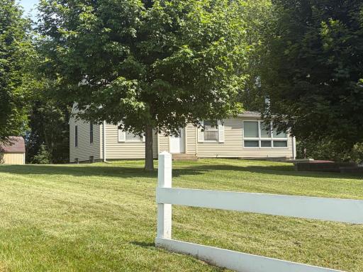 1412 Highway 71 NE, Willmar, MN 56201