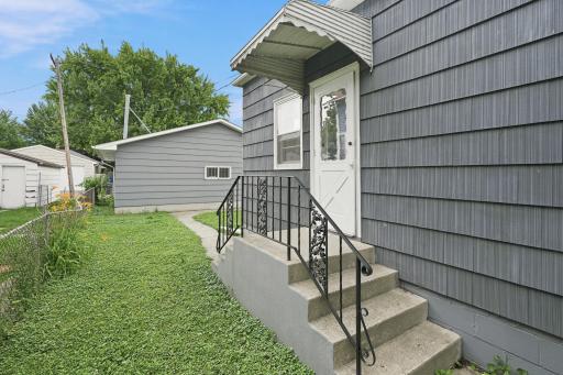 799 Watson Avenue, Saint Paul, MN 55102