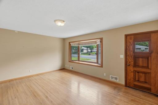 8508 Rich Avenue S, Minneapolis, MN 55437