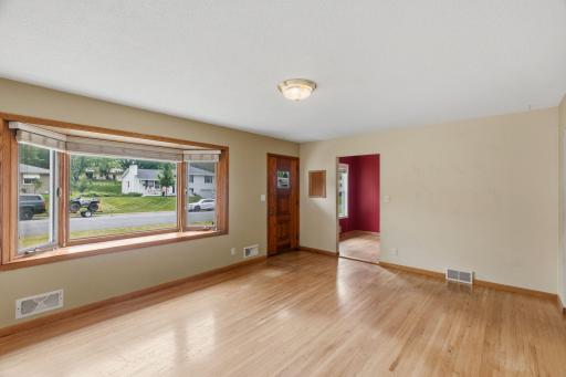 8508 Rich Avenue S, Minneapolis, MN 55437