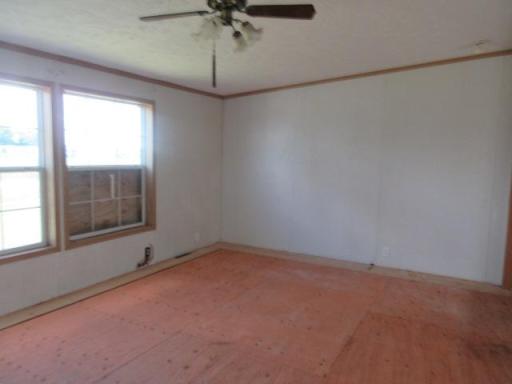 106 Brisbane Lane, Emerado, ND 58228