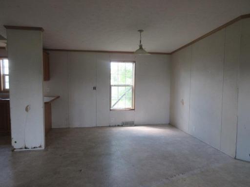 106 Brisbane Lane, Emerado, ND 58228