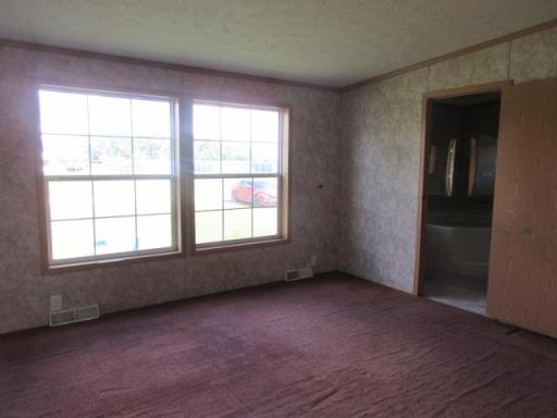 106 Brisbane Lane, Emerado, ND 58228