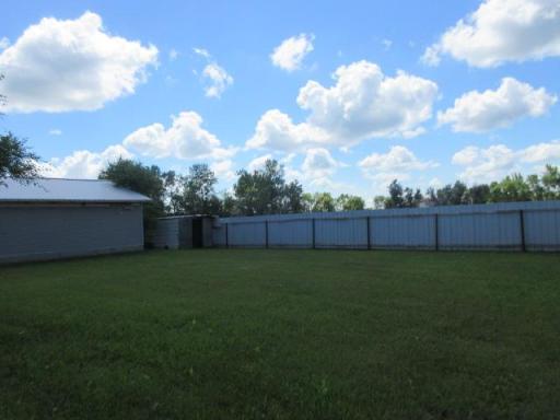 106 Brisbane Lane, Emerado, ND 58228