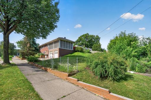 2600 W 60th Street, Minneapolis, MN 55410