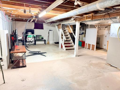 607 Edgewood Avenue, Albert Lea, MN 56007