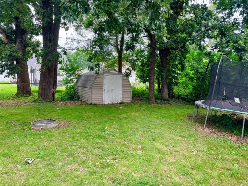 607 Edgewood Avenue, Albert Lea, MN 56007