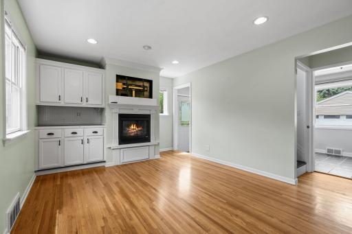 1081 Saint Paul Avenue, Saint Paul, MN 55116
