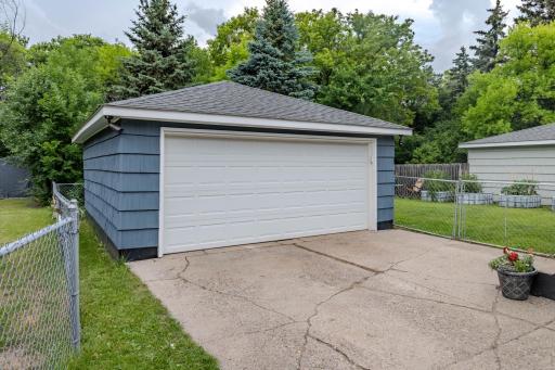 421 S 18th Street S, Moorhead, MN 56560