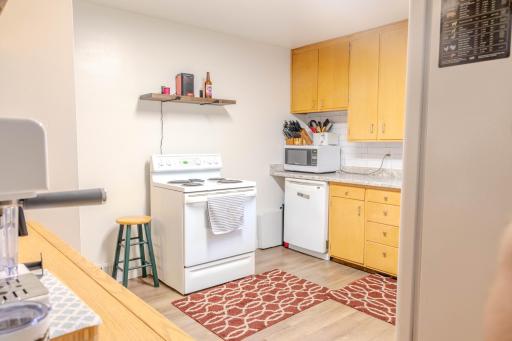 421 S 18th Street S, Moorhead, MN 56560