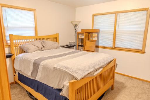 421 S 18th Street S, Moorhead, MN 56560