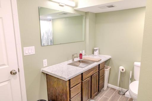 421 S 18th Street S, Moorhead, MN 56560
