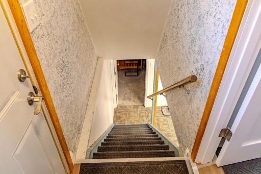 421 S 18th Street S, Moorhead, MN 56560