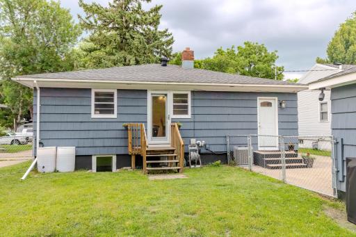 421 S 18th Street S, Moorhead, MN 56560