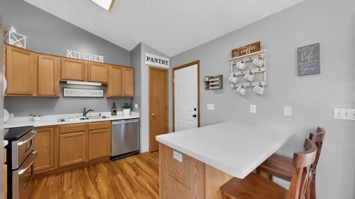 522 Brook Avenue, Saint Charles, MN 55972