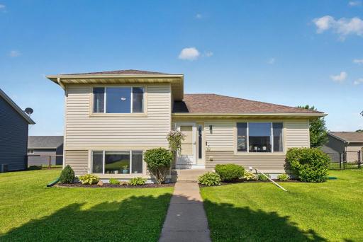 522 Brook Avenue, Saint Charles, MN 55972