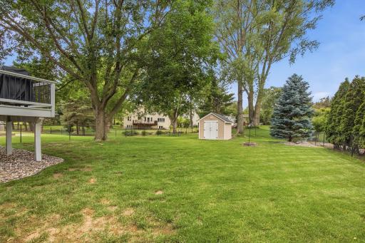1222 Fallbrook Lane, Woodbury, MN 55125