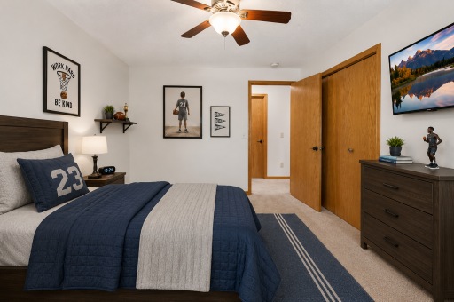 1222 Fallbrook Lane, Woodbury, MN 55125