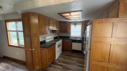 907 2nd Avenue NW, Faribault, MN 55021
