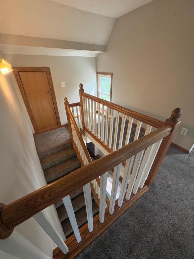 907 2nd Avenue NW, Faribault, MN 55021