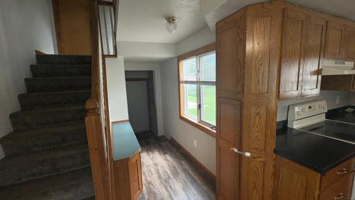 907 2nd Avenue NW, Faribault, MN 55021