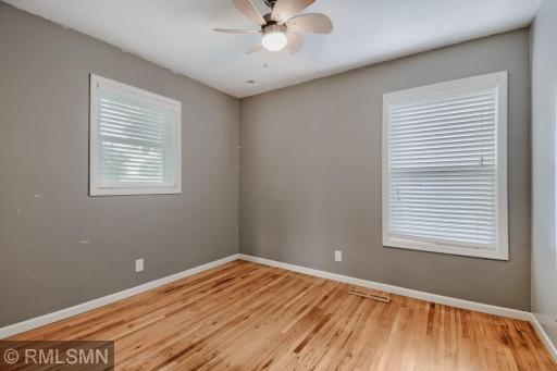 911 5th Street W, Hastings, MN 55033