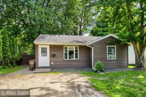 911 5th Street W, Hastings, MN 55033
