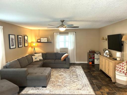 640 3rd Street N, Dassel, MN 55325
